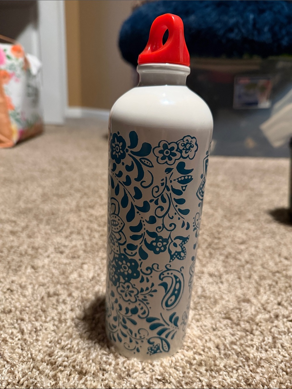 Pioneer Woman blue & white stainless steel water bottle 25 oz BPA Free (EUC)